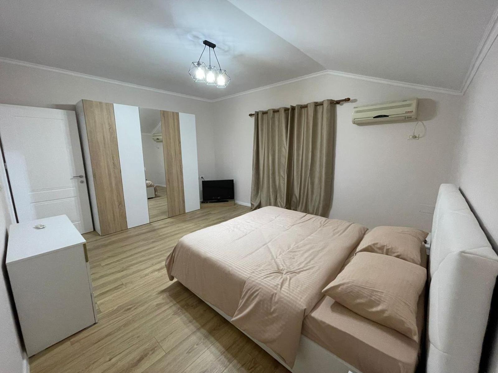 City Center Apartment Tirana Exterior photo